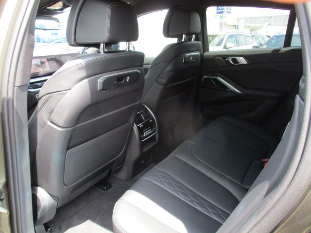 BMW BMW X6 2025