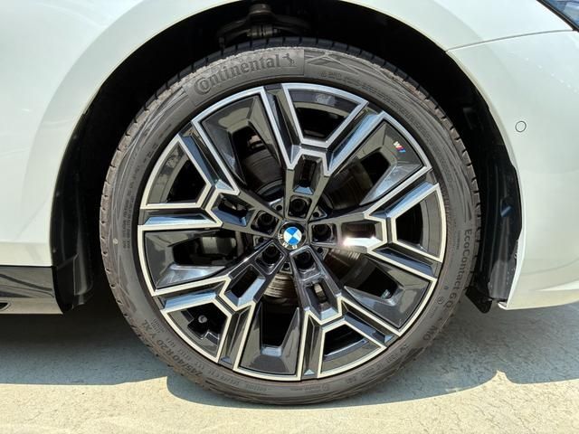 BMW BMW 5series TOURING 2025