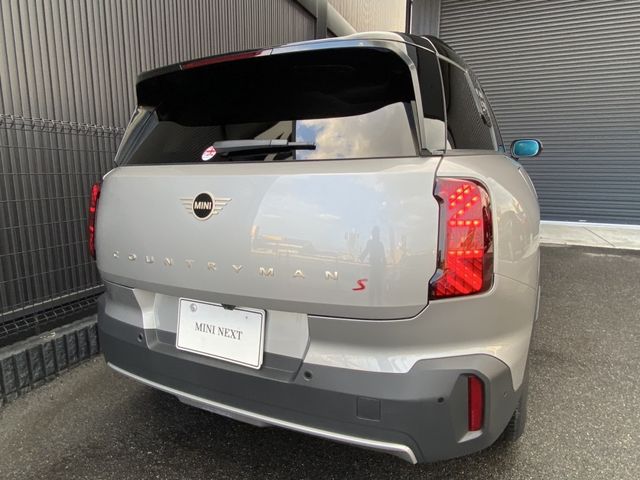 BMW MINI COUNTRYMAN 2024