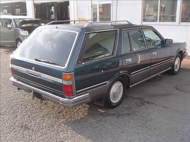 NISSAN GLORIA wagon 1999