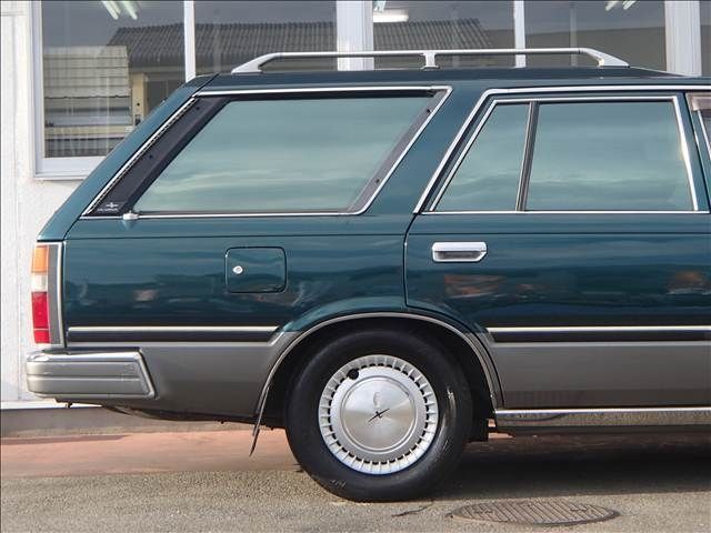 NISSAN GLORIA wagon 1999