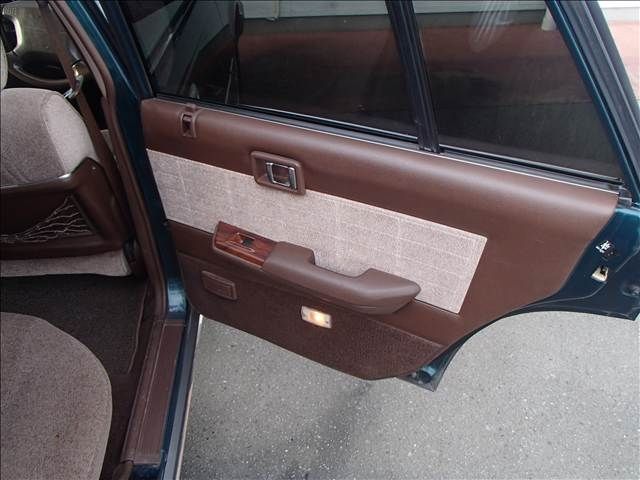 NISSAN GLORIA wagon 1999