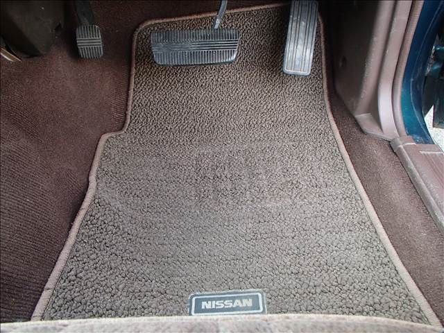 NISSAN GLORIA wagon 1999