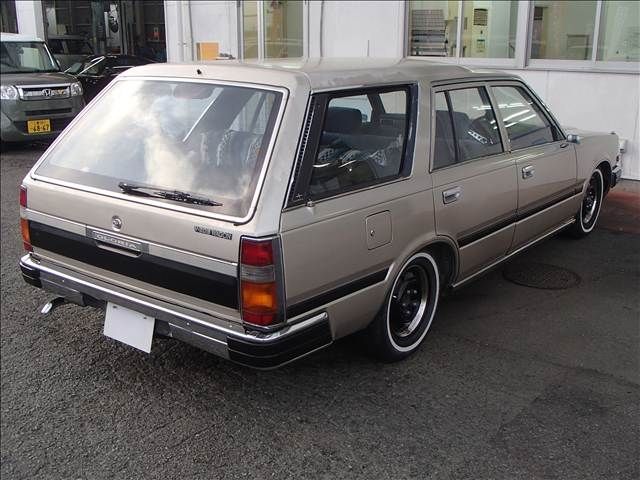 NISSAN GLORIA wagon 1994