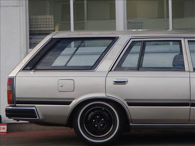 NISSAN GLORIA wagon 1994