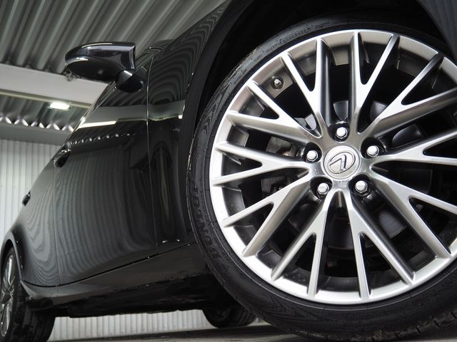 TOYOTA LEXUS IS300h 2016