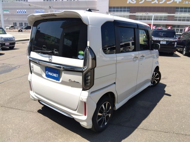 HONDA N BOX CUSTOM 4WD 2020
