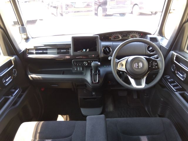 HONDA N BOX CUSTOM 4WD 2020