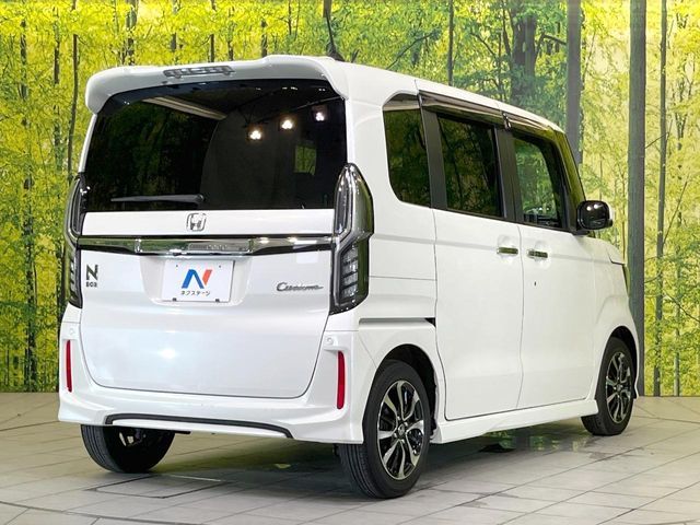 HONDA N BOX CUSTOM 2018