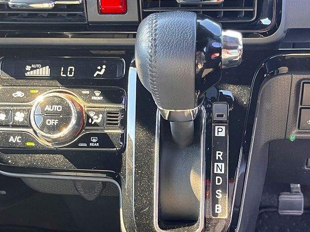 DAIHATSU TANTO CUSTOM 2020