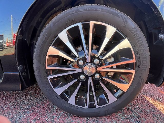 DAIHATSU TANTO CUSTOM 2020