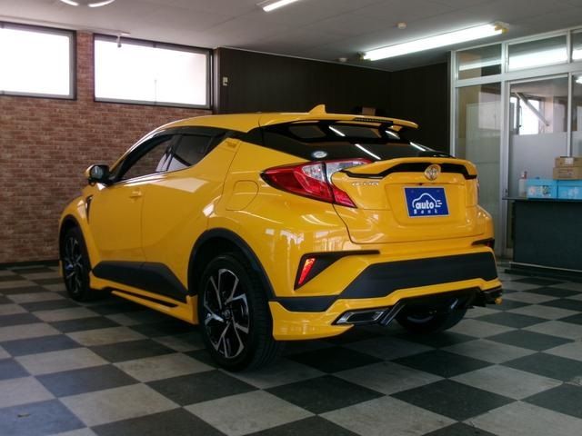 TOYOTA C-HR 4WD 2017