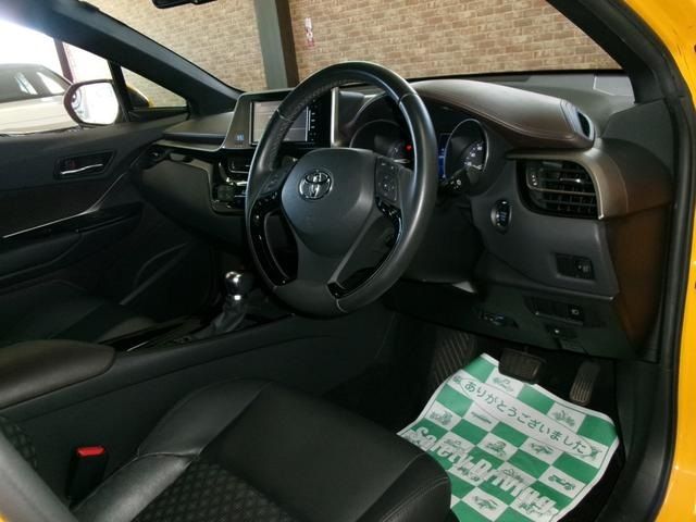 TOYOTA C-HR 4WD 2017