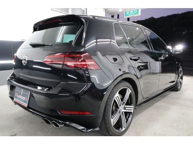 VOLKSWAGEN VOLKSWAGEN GOLF R VARIANT 2018