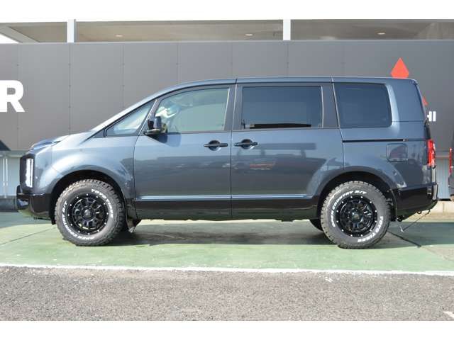 MITSUBISHI DELICA D:5 4WD 2024