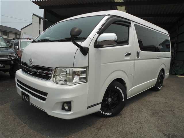 TOYOTA HIACE wagon 2013