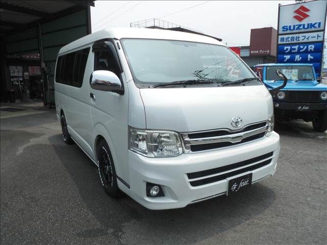 TOYOTA HIACE wagon 2013