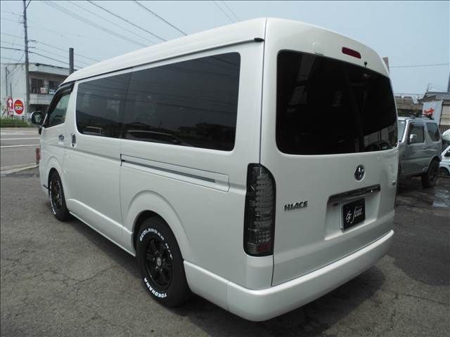 TOYOTA HIACE wagon 2013