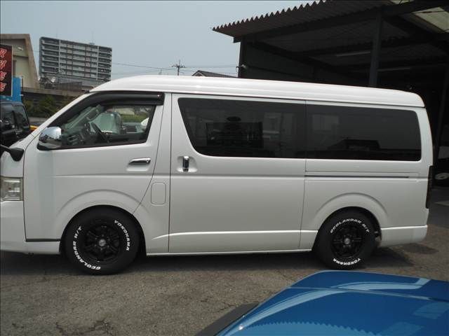TOYOTA HIACE wagon 2013