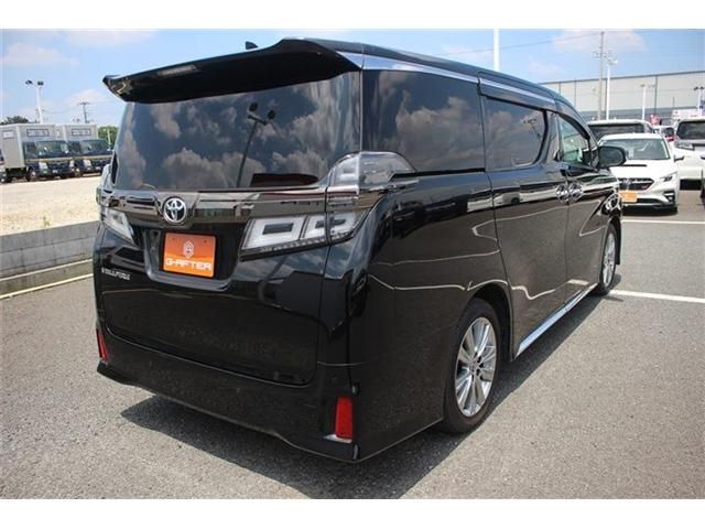 TOYOTA VELLFIRE 2020