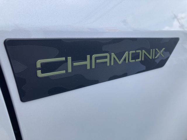 MITSUBISHI DELICA D:5 4WD 2025