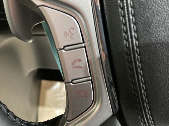 MITSUBISHI DELICA D:5 4WD 2025