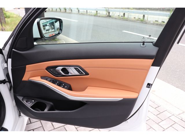 BMW BMW 3series sedan 2021