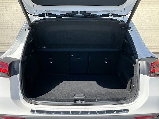 MERCEDES BENZ MERCEDES BENZ GLA class 2020