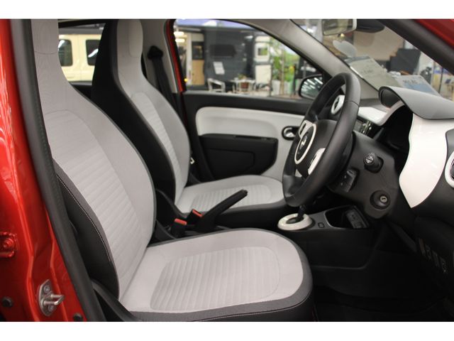 RENAULT RENAULT TWINGO 2009