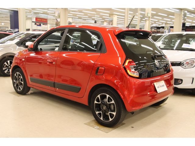 RENAULT RENAULT TWINGO 2009