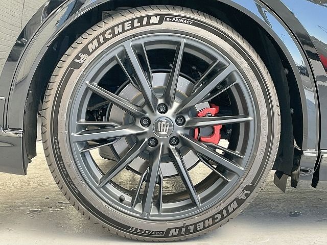 TOYOTA CROWN SPORT 2024