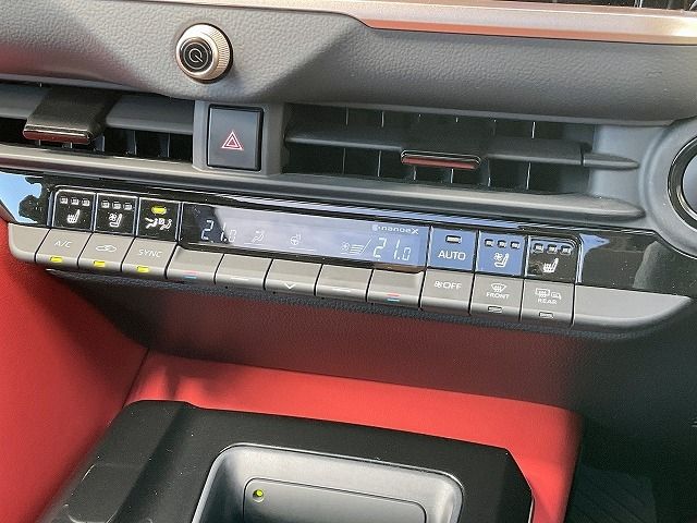 TOYOTA CROWN SPORT 2024