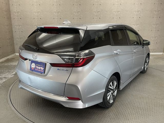 HONDA SHUTTLE HYBRID 2022