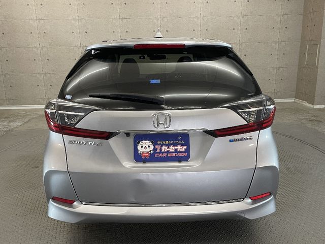 HONDA SHUTTLE HYBRID 2022