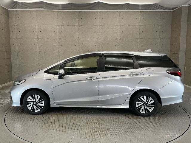 HONDA SHUTTLE HYBRID 2022