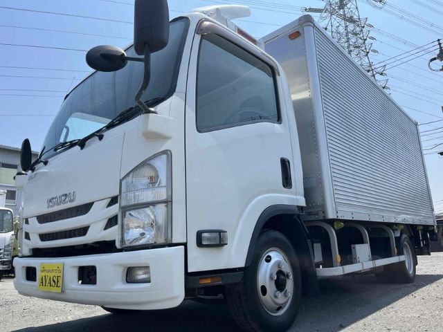 ISUZU ELF 2015
