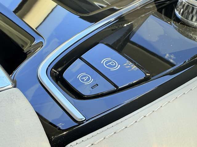 VOLVO VOLVO V60 2024