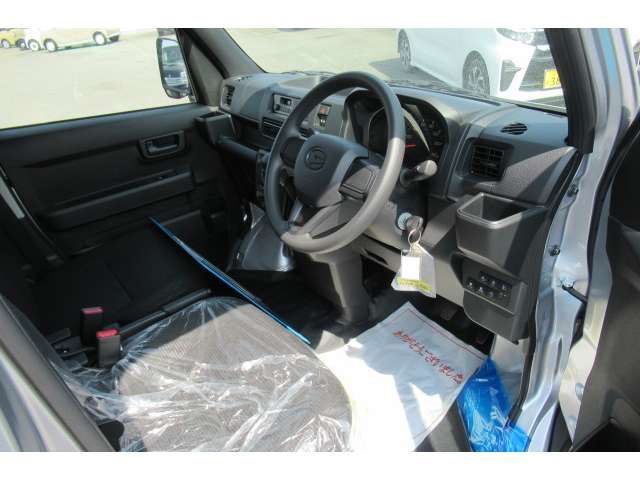 DAIHATSU HIJET CARGO 4WD 2025