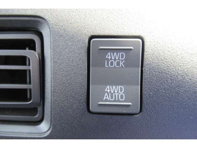 DAIHATSU HIJET CARGO 4WD 2025