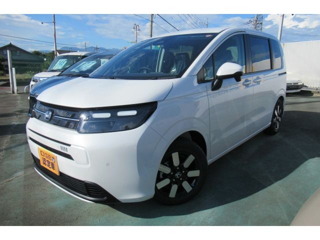 HONDA FREED e:HEV 2025