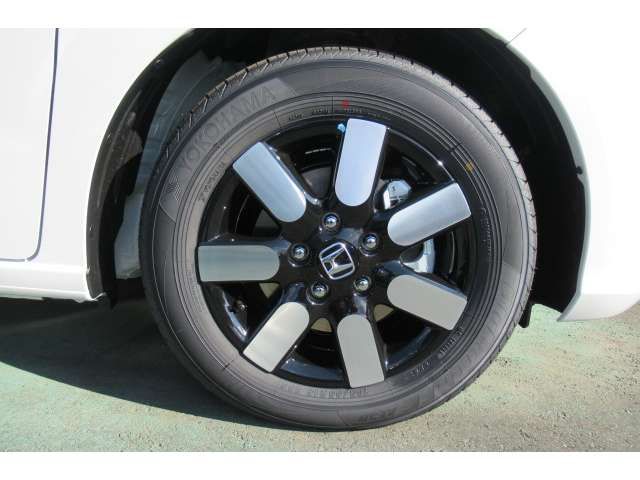 HONDA FREED e:HEV 2025