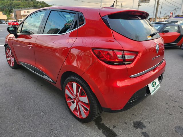 RENAULT RENAULT LUTECIA 2016