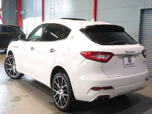 MASERATI MASERATI Levante 2016