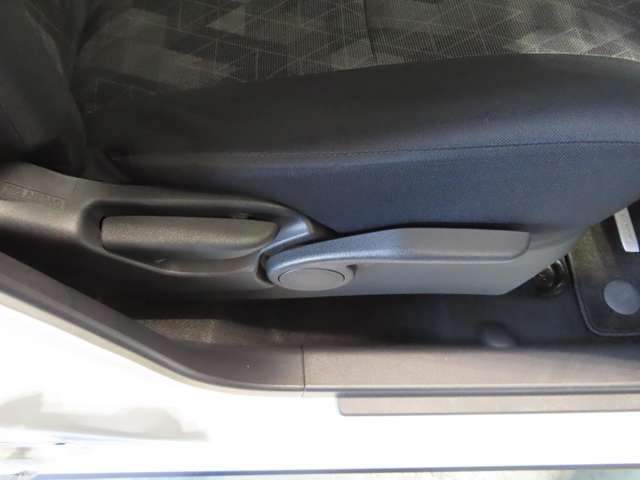 MITSUBISHI ek X EV 2023