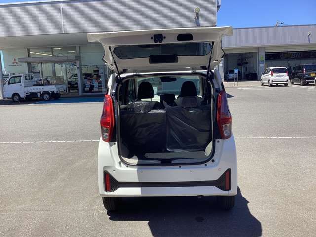 MITSUBISHI eK WAGON 4WD 2024