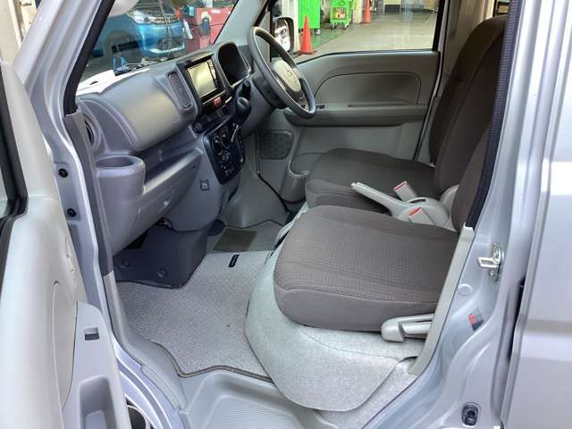 MITSUBISHI MINICAB van 2024