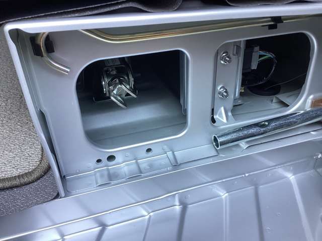 MITSUBISHI MINICAB van 2024