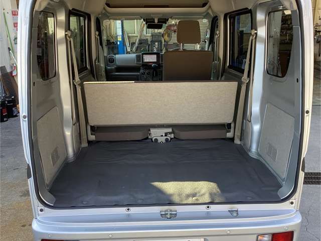 MITSUBISHI MINICAB van 2024