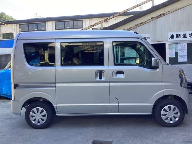 MITSUBISHI MINICAB van 2024