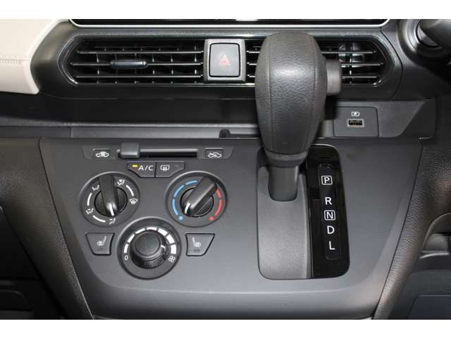 MITSUBISHI eK WAGON 2024